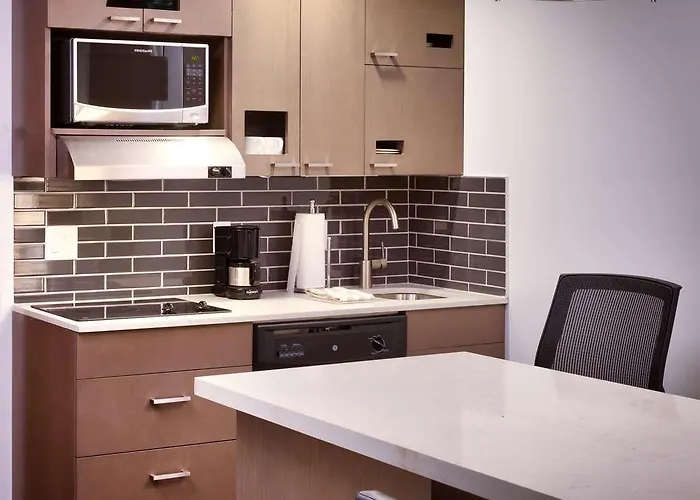 Hyatt House Medical/university District 4*