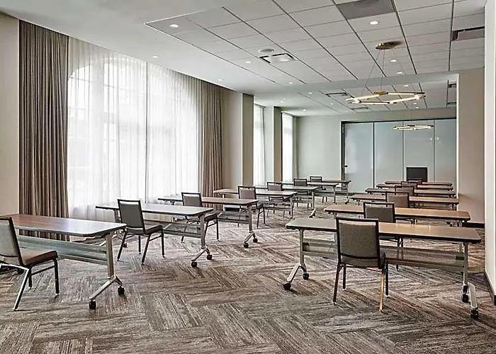 Hyatt House Medical/university District Hotel Chicago